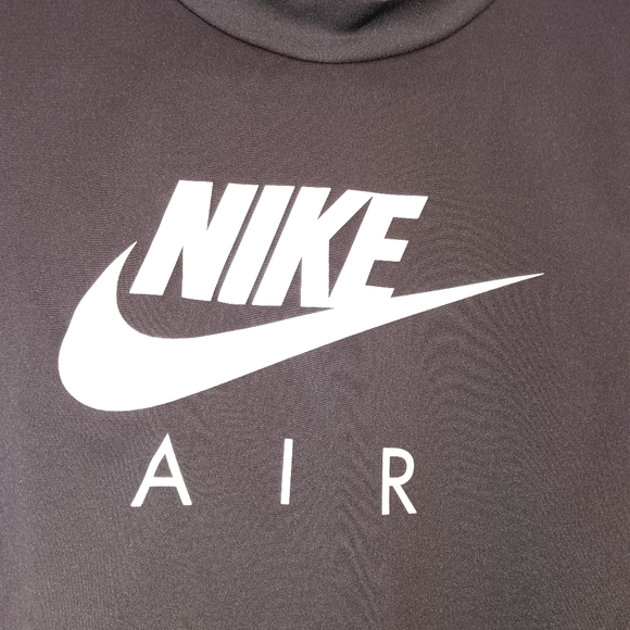 Nike Reflective Long Sleeve Fitted Cropped Dri-FIT Top Graphic+Arm Stripes - Picture 5 of 9